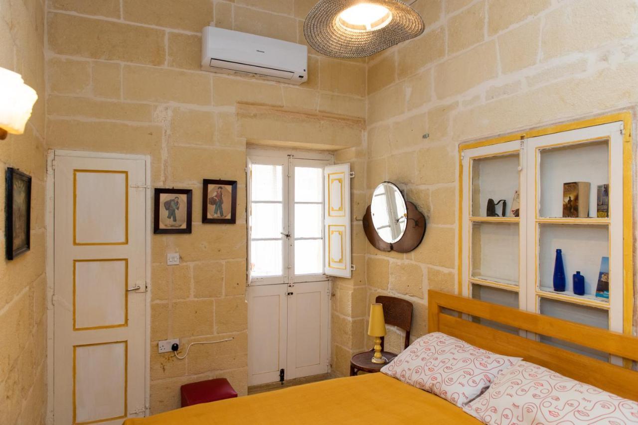 Maria Townhouse Heart Of Victoria B&B ภายนอก รูปภาพ