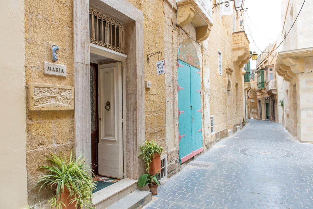 Maria Townhouse Heart Of Victoria B&B ภายนอก รูปภาพ