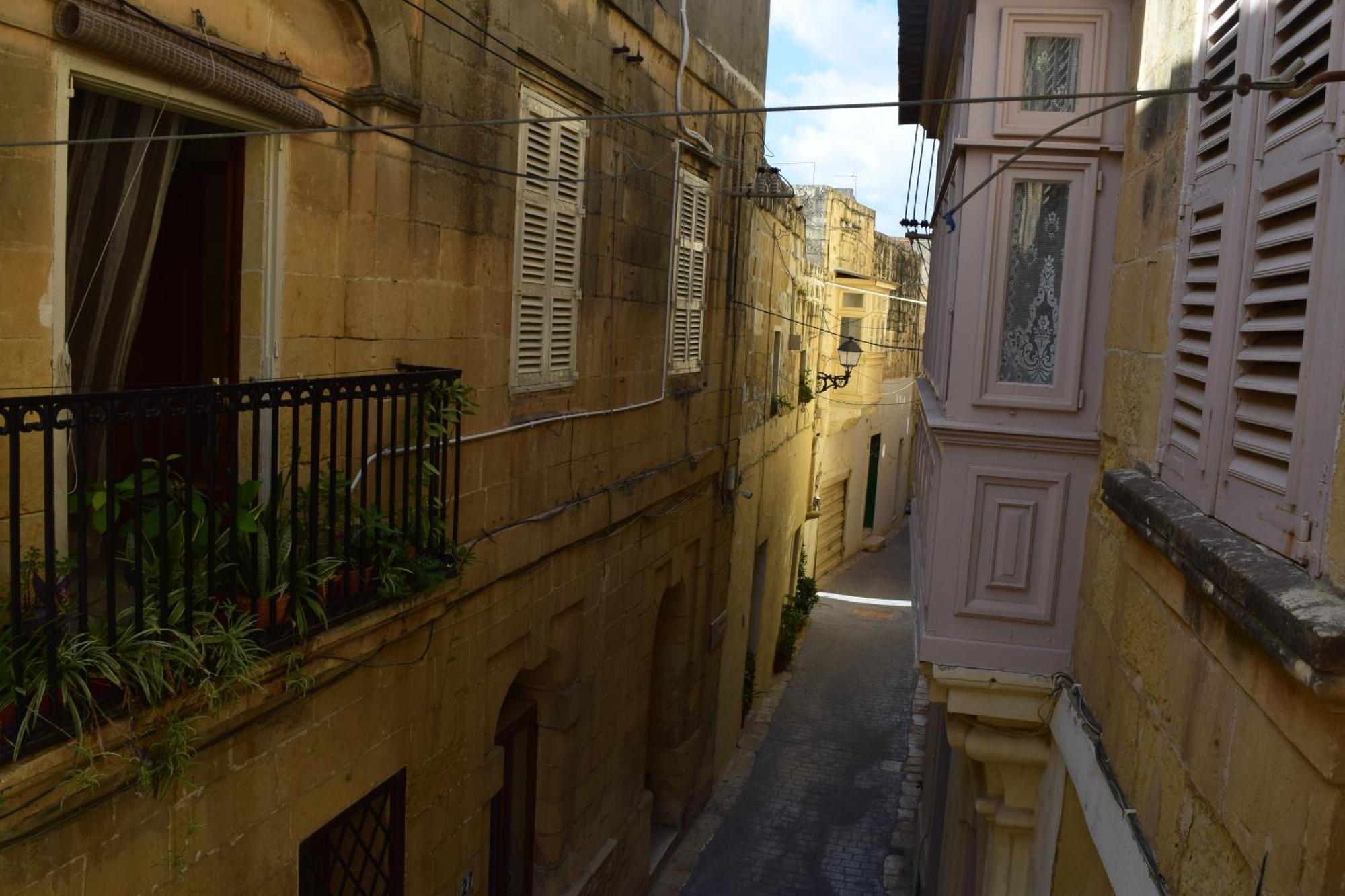 Maria Townhouse Heart Of Victoria B&B ภายนอก รูปภาพ
